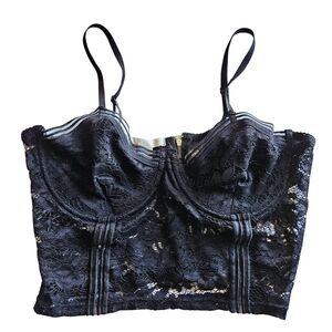 ♠️Revamped Black Lace Bralette✨️